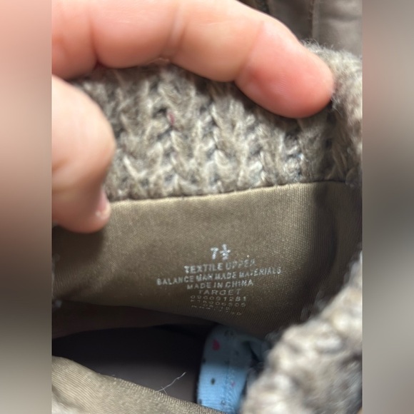 Brown boots 7-1/2 wide heel faux leather combat boots preowned 3 “ heel - Picture 8 of 9